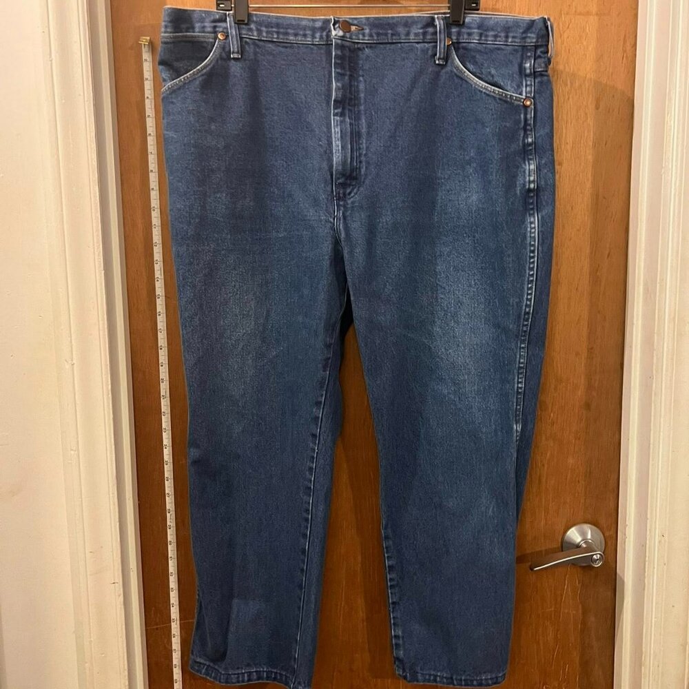 Size 42x30 - Wrangler's - Men's Dark Blue Jeans